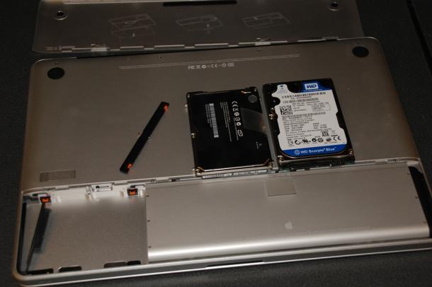 Жесткий диск MacBook Pro заменить очень легко