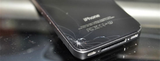 Владельцы iPhone 4 чаще других сообщают о поломке экранов