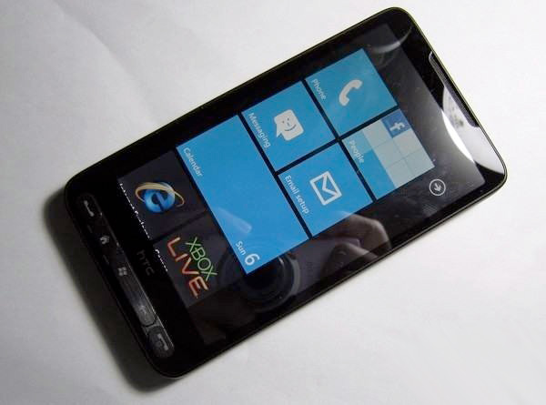 Windows Phone 7 портирована на коммуникатор HTC HD2